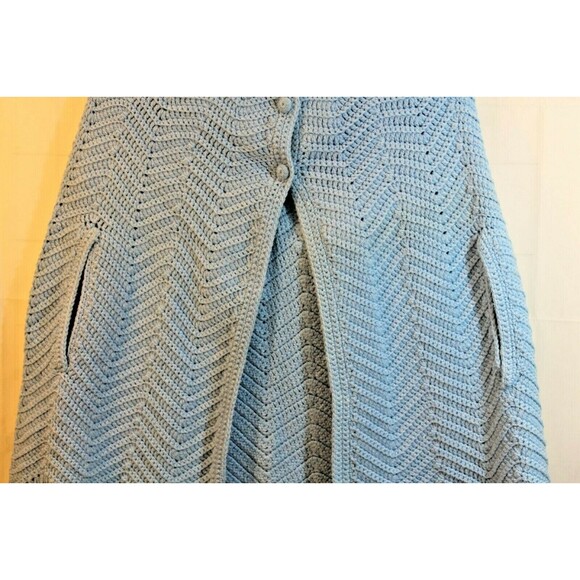 Hand Crocheted Cardigan Shawl Vtg 70s Blue Fringed Sweater Side Arm Slits Sz XL - Picture 4 of 6